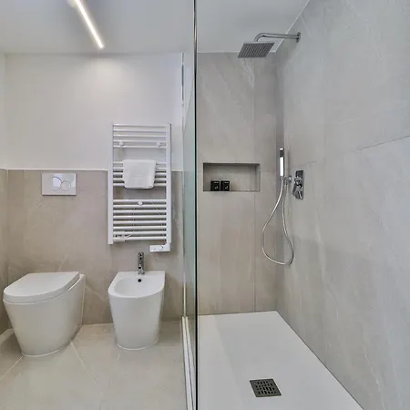 Beb Luxury Konukevi Castelfranco Emilia